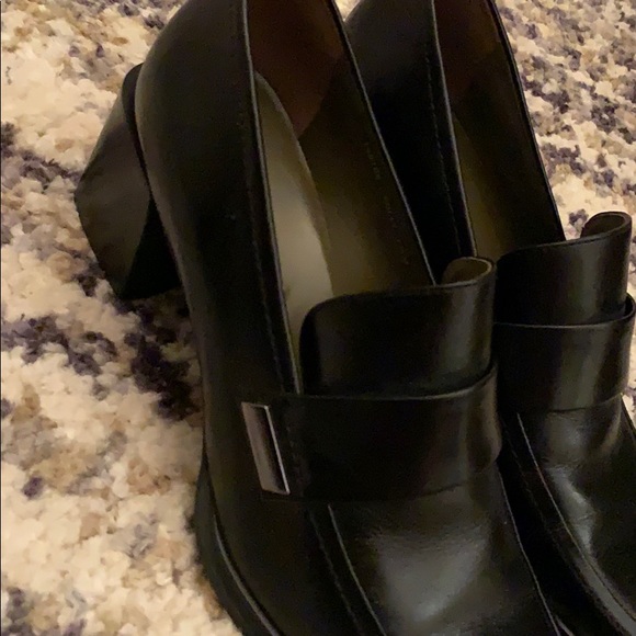 Woman’s Maripe Shoes - Picture 4 of 5